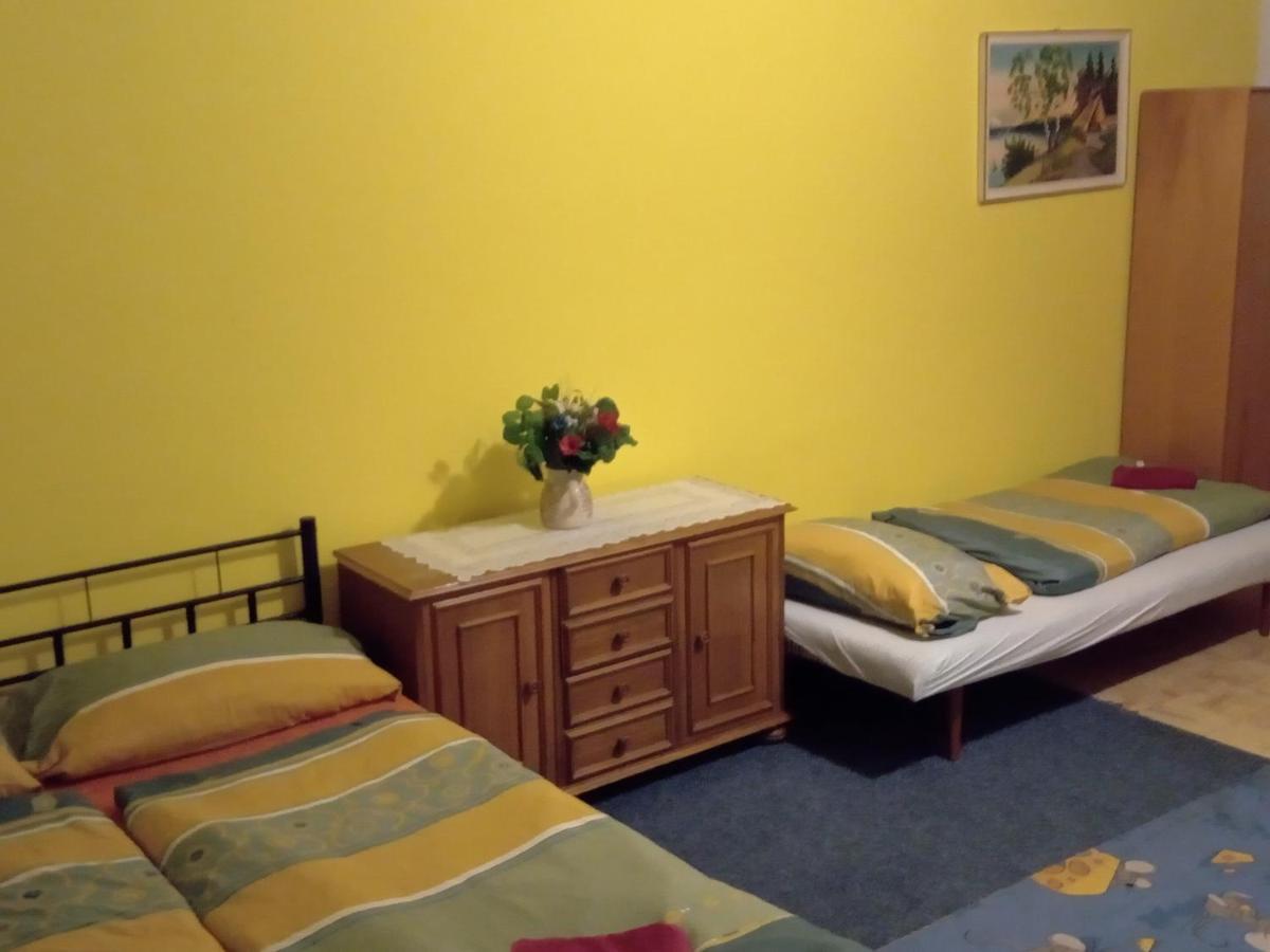 דירות Apartman Police nad Metují מראה חיצוני תמונה