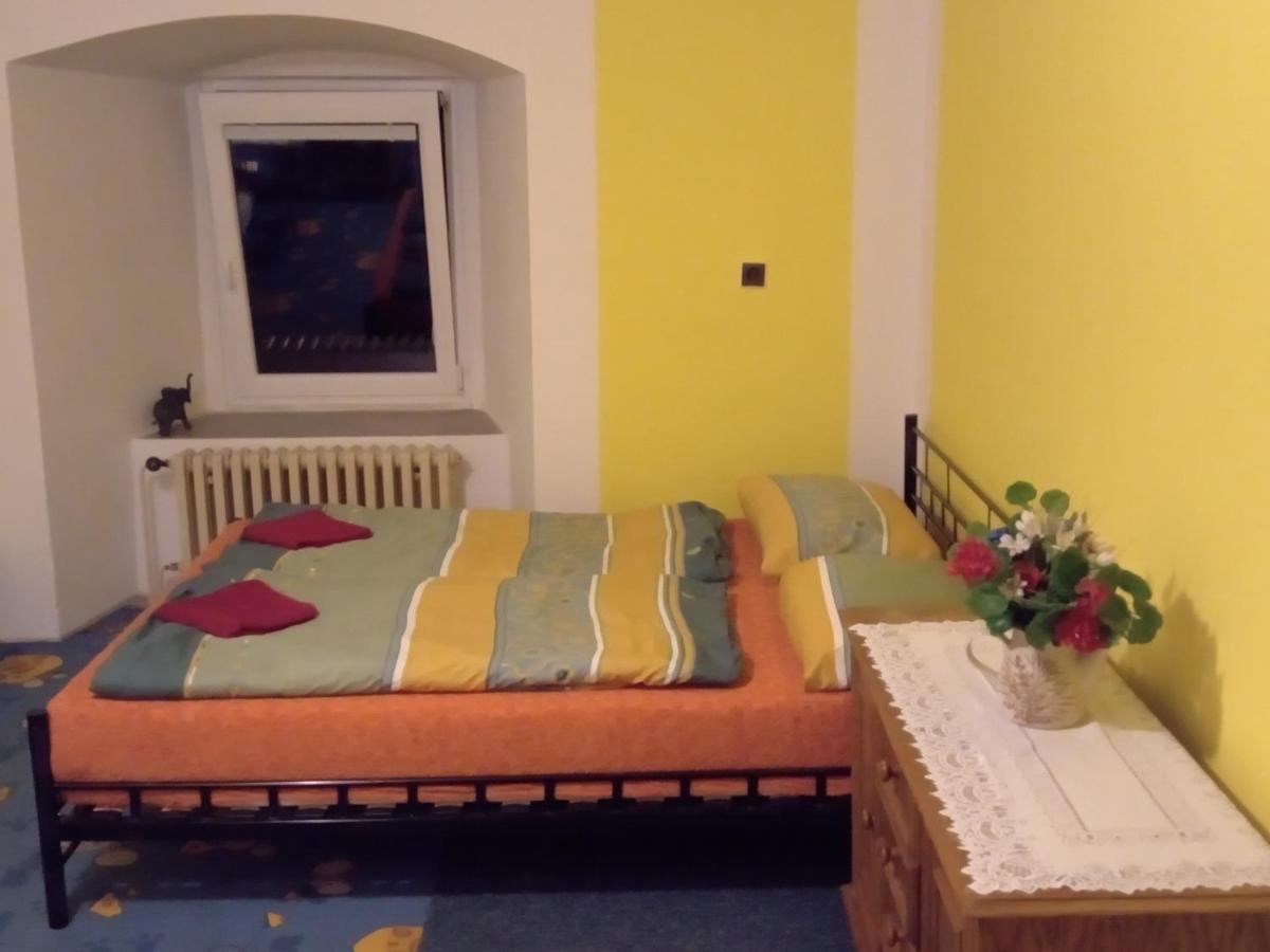 דירות Apartman Police nad Metují מראה חיצוני תמונה
